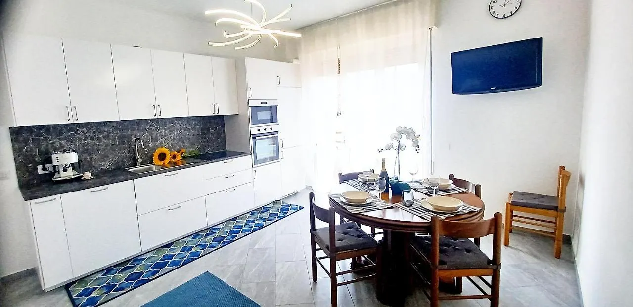Sunny Holiday Home Sarnico